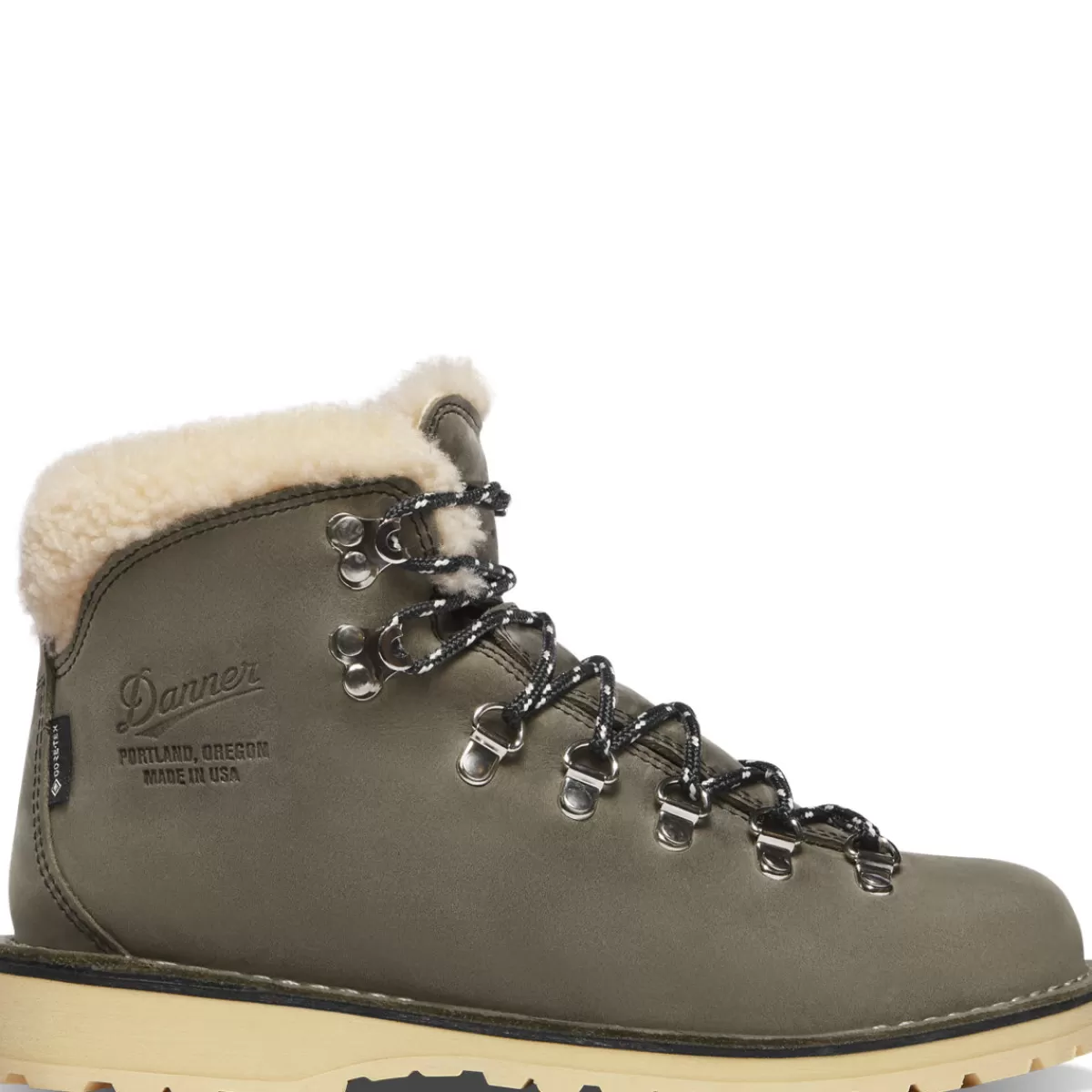 Danner Mountain Pass Shearling>Women Boots